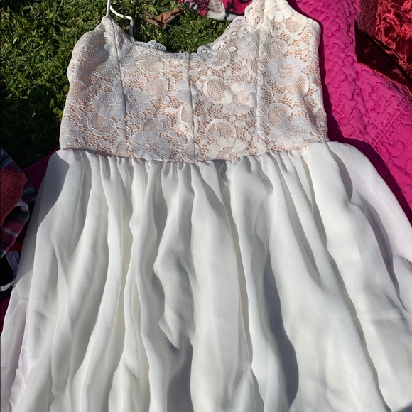 Lace Dress - Picture 1 of 4